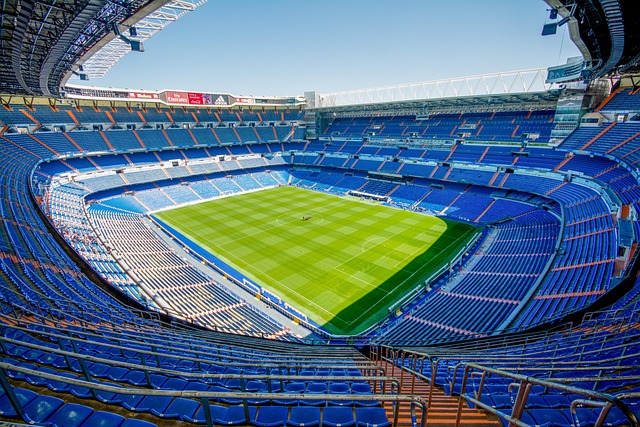 Historien om stamford bridge: Fra travbane til chelseas storstue